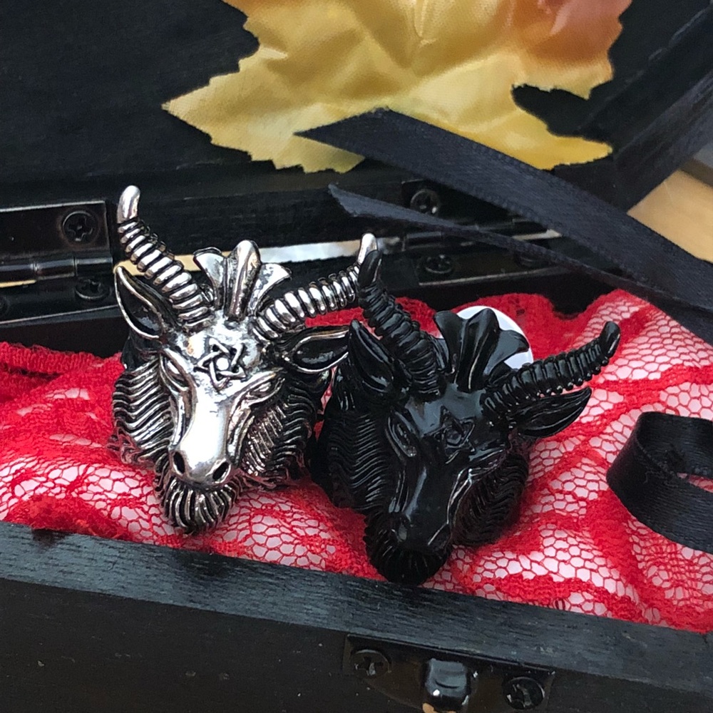 NWT Baphomet Ring silver or black